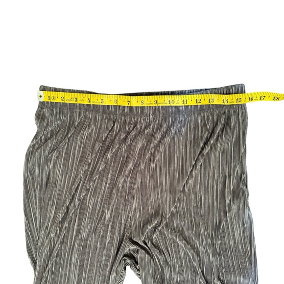 NWOT Pleated Plisse Pants - Picture 12 of 12